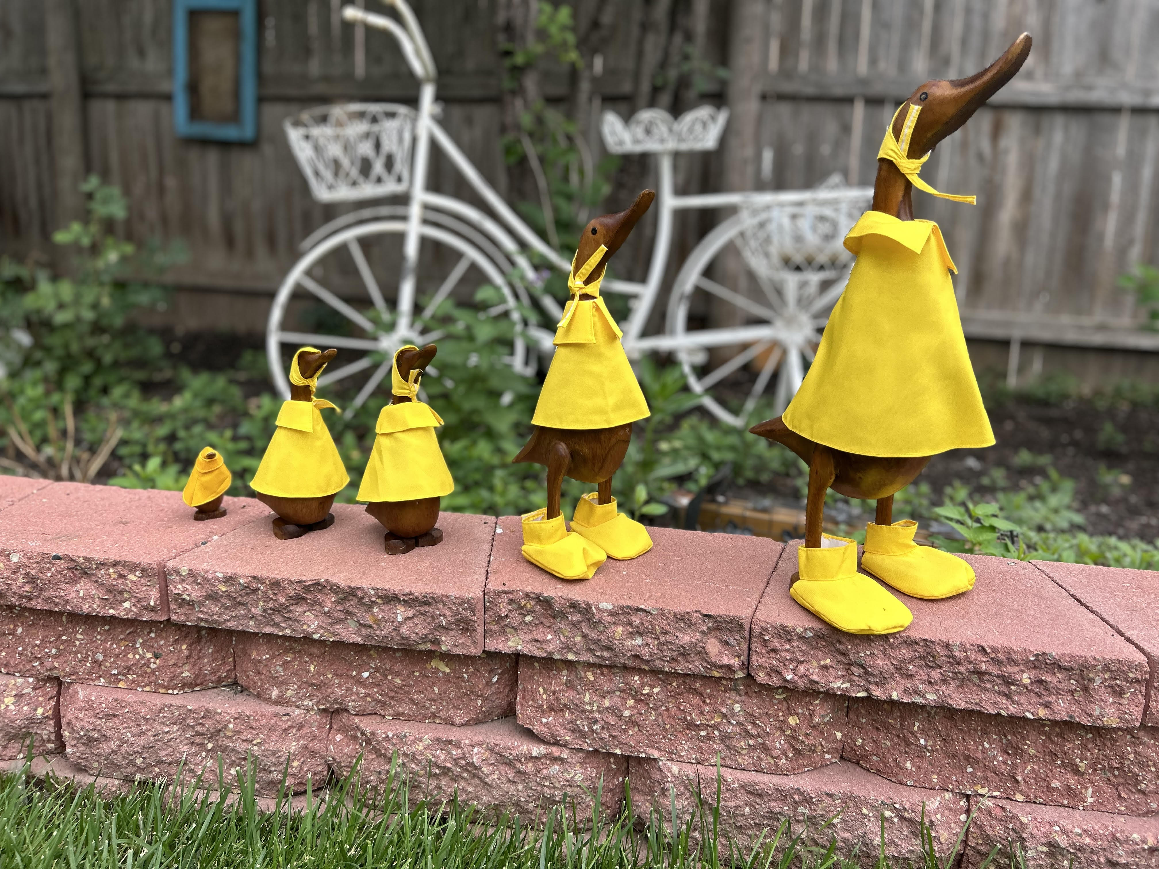 5pc Hand Carved Teak Wood Family Duck Set