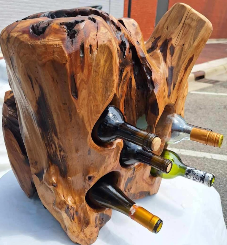 Cedar Stump 6 Bottle Wine Holder