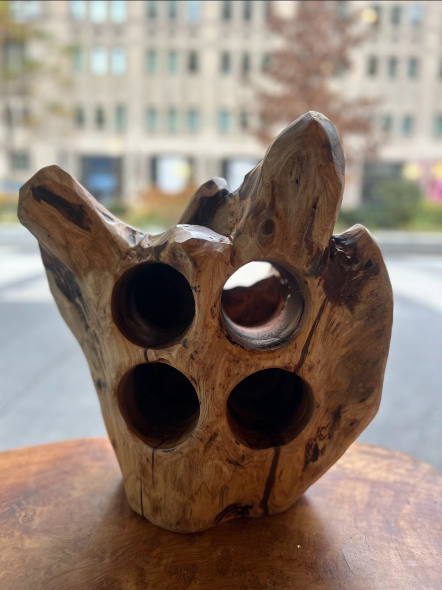 Teak root wine holder- 4 bottles