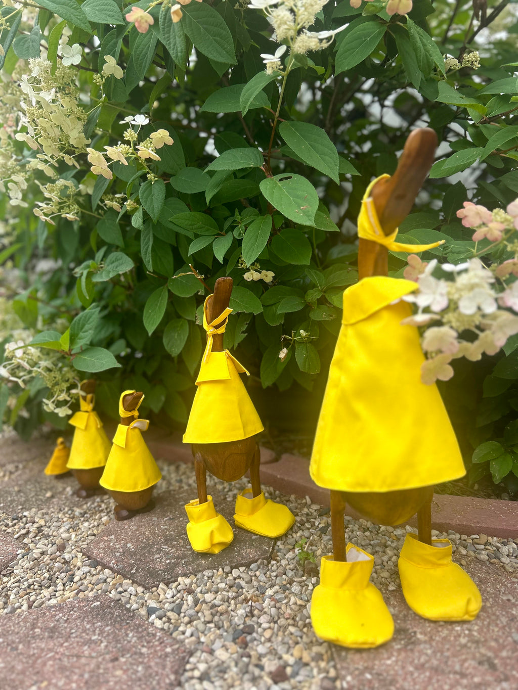 5pc Hand Carved Teak Wood Family Duck Set